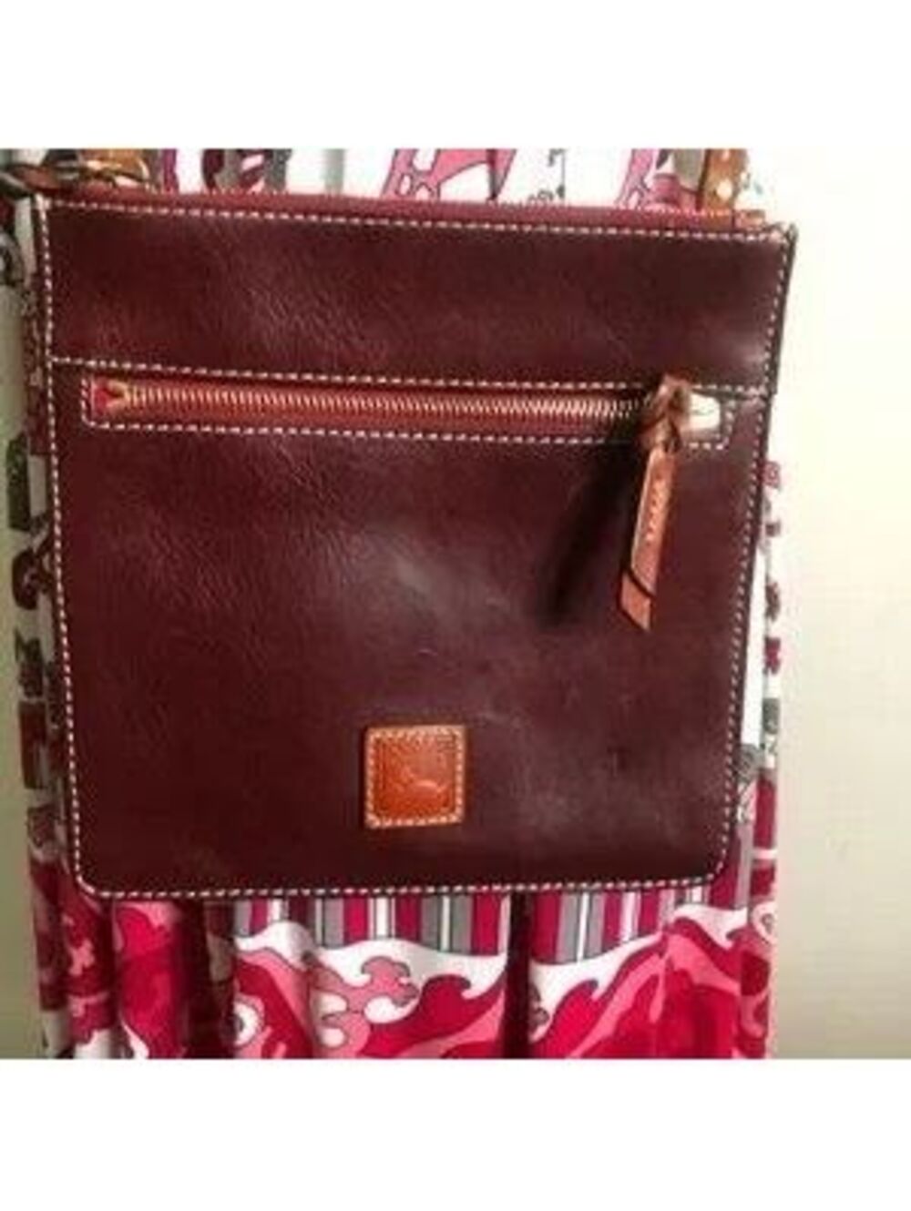 Dooney Bourke Crossbody (Burgundy)